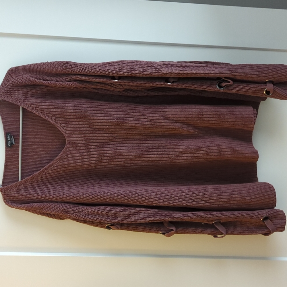 Women's City Chic Brown Ribbed Sweater with Grommet Sleeve Detail